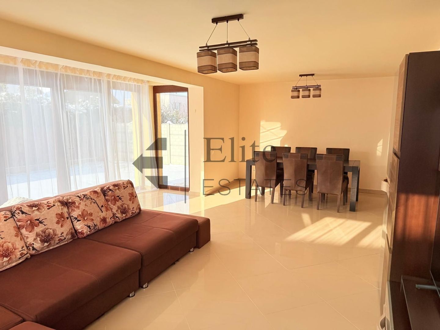 Casa de inchiriat cu 4 camere in Grigorescu - Poză 3