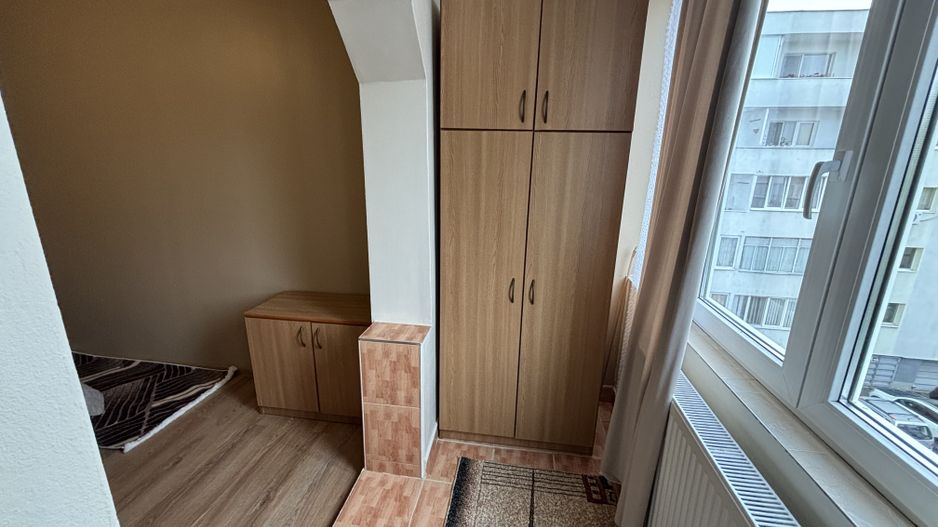 Ap. Cu 2 camere - zona 7 noiembrie - Poză 3