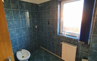 Apartament central, luminos, Trei Stejari lângă Mall. - Poză 7