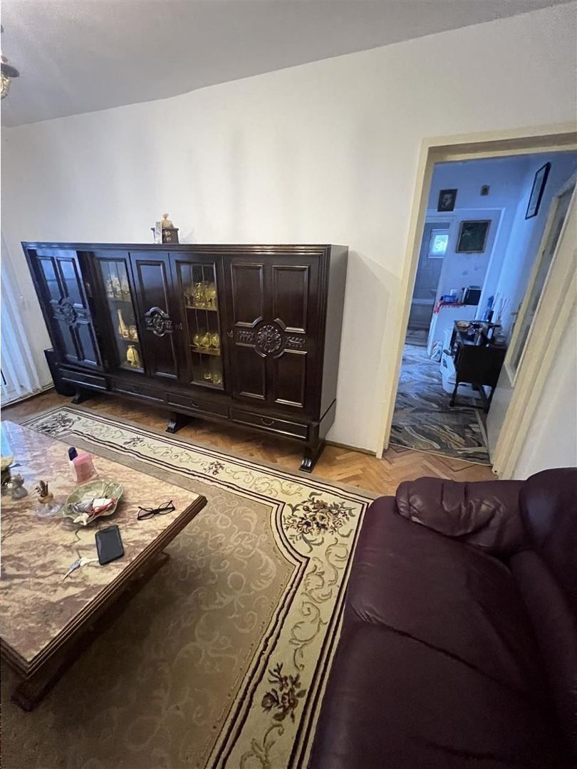 4 camere etaj 1 langa Fac Dragan mobilat utilat - Poză 6