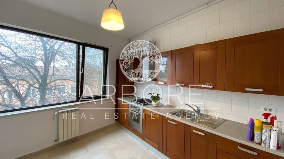 Apartament superb cu 4 Camere în Primăverii, Strada Mircea Eliade - Poză 3