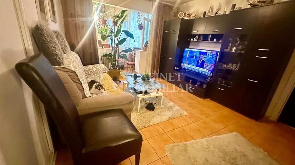 Apartament 2 Camere - Etaj 2 - Zona Zimbru - Poză 2