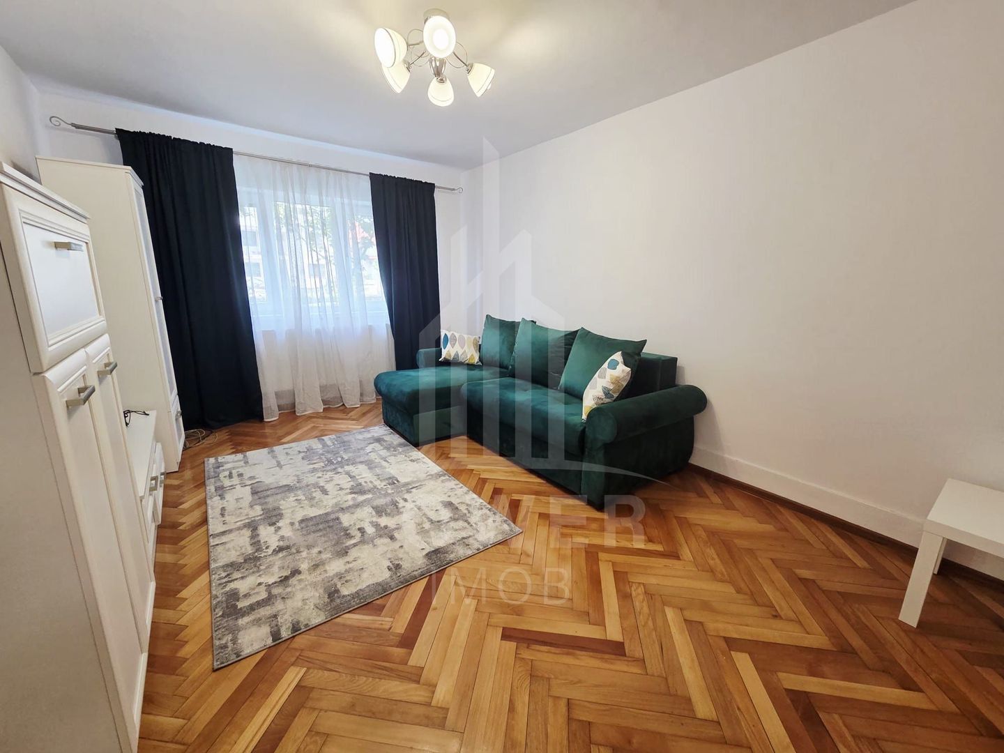 Studio elegant într-una dintre cele mai bune zone din Sibiu – Școala de Înot - Poză 3