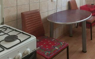 Apartament cu doua camere, zona Astra 48 mp - Poză 3