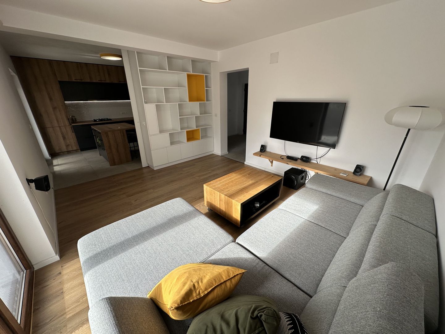 Casa deosebita intr-un cartier privat cu bariera - Poză 6