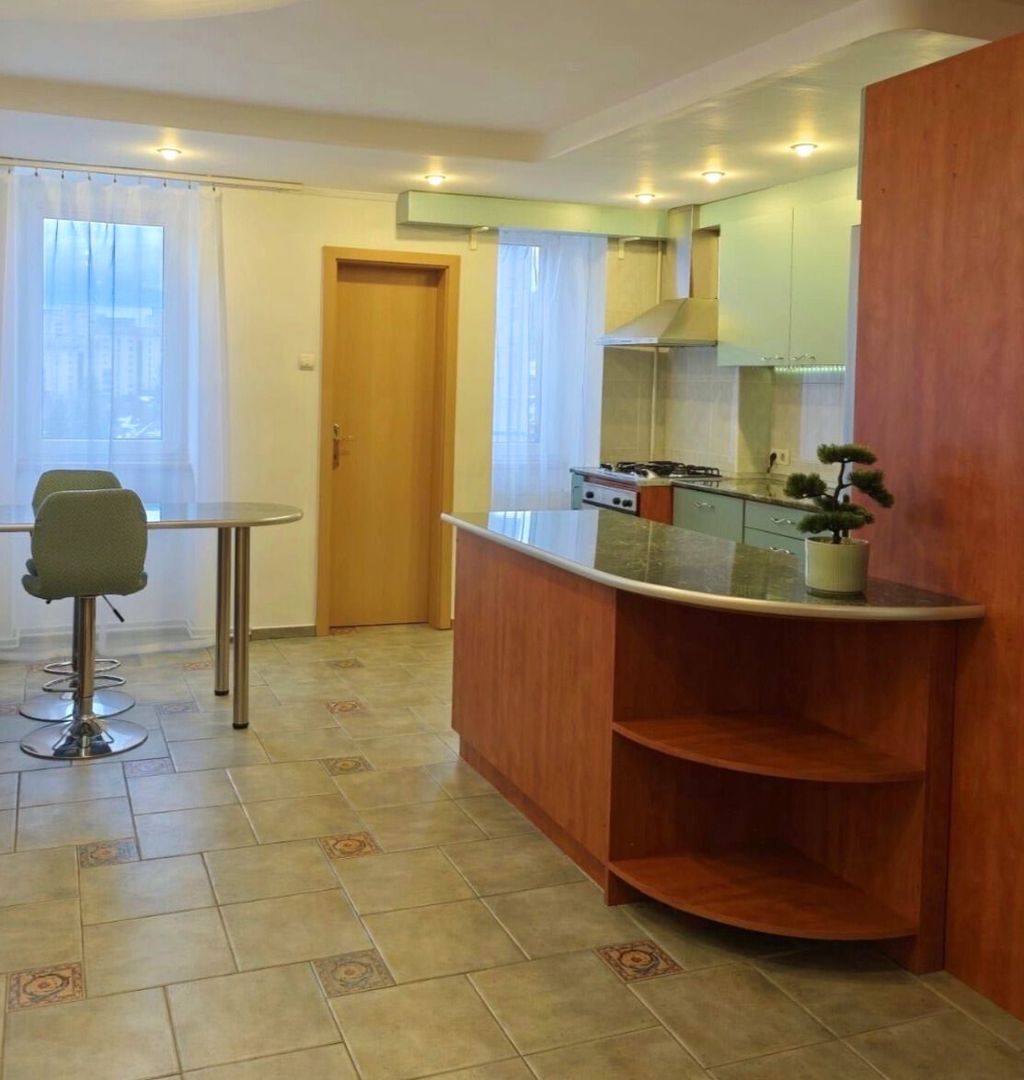 Apartament decomandat de închiriat 85 mp finisaje moderne etaj 7 Griviței - Poză 5