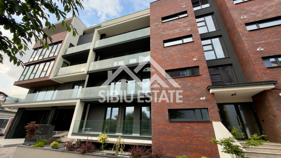 Apartament central finisare premium parcare subterana imobil nou - Poză 2