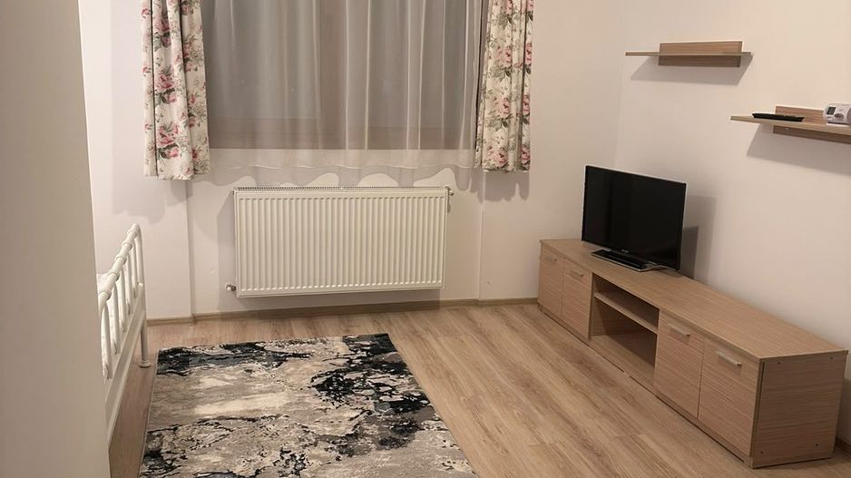 GARSONIERA - PET-FRIENDLY, CENTRALA PROPRIE, METROU 10 MINUTE - Poză 1