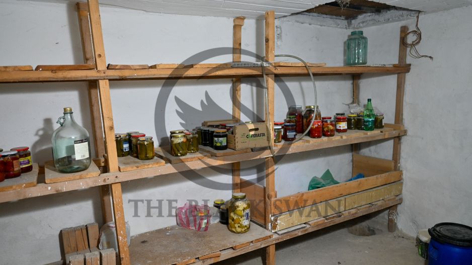 Casa cu 7 camere de vanzare | Zona Centrala, Baicoi | Comision 0% - Poză 23