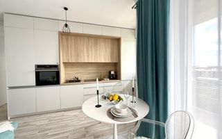 Vis a vis de Esso. Lift. Mijloc transport in fata. Loc de parcare. - Poză 5