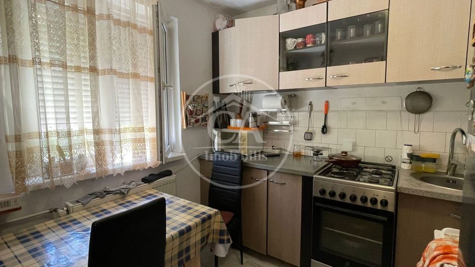 Apartament cu o cameră de vânzare in zona Rogerius, Oradea - Poză 5