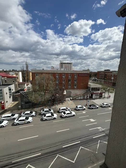 Vanzare apartament cu 3 camere, Ultracentral, pret 83.000 EURO, sup.68 - Poză 8