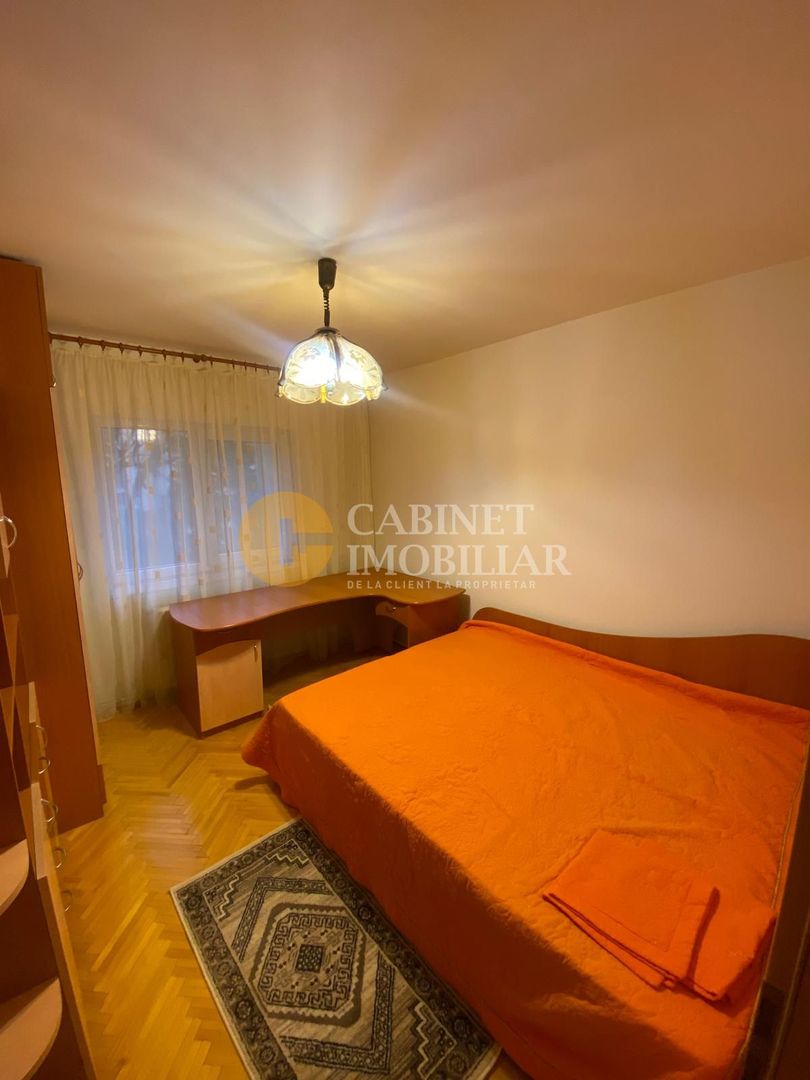 GARĂ - 3 CAMERE DECOMANDAT - ETAJ 1 - Bloc Tip Vilă - Poză 5