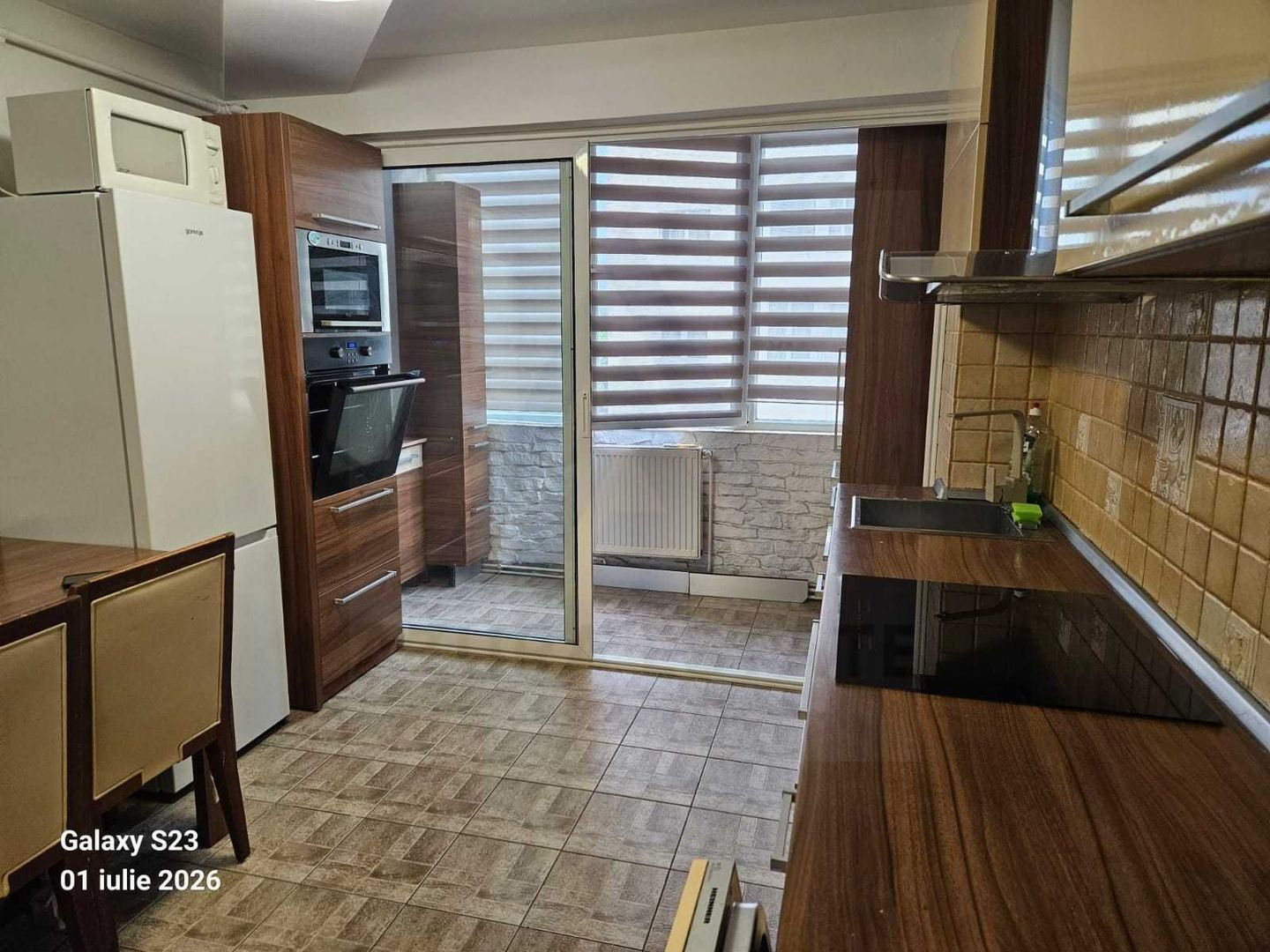 Apartament cochet cu 3 camere  Etaj 1  Lift  Vasile Aaron - Poză 1