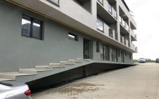 În Sibiu, ofer spre VÂNZARE, spațiu comercial în suprafață totală de 50 mp - Poză 2