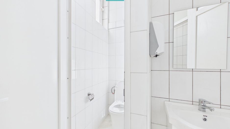 Ioșia: două spații vitrate, unire posibilă - Poză 7