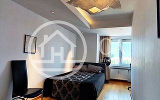 Apartament de închiriat cu 4 camere si terasa, Ultracentral, Oradea - Poză 13