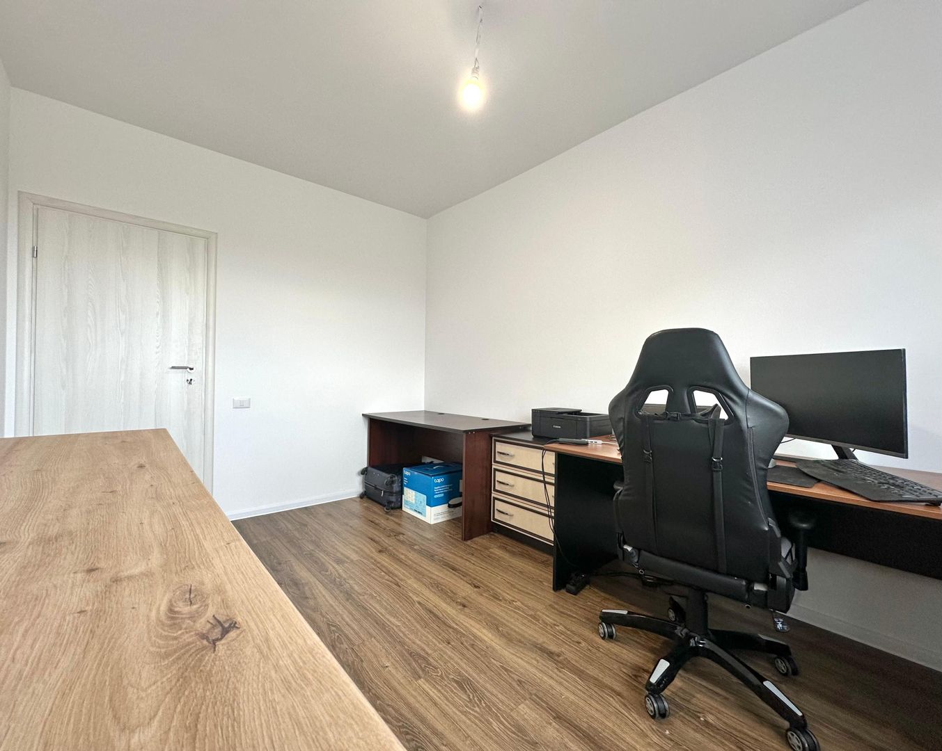 Apartament 3 camere, decomandat, cu loc de parcare - Poză 7