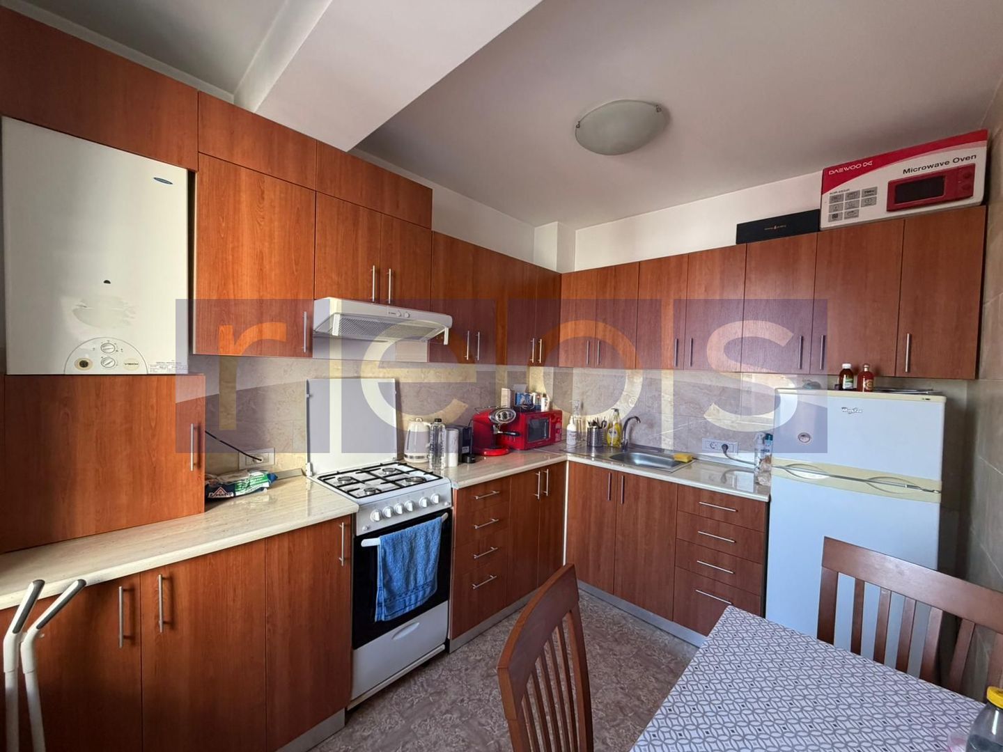 INCHIRIERE 3 CAMERE | DOROBANTI | MOBILAT SI UTILAT | PARCARE | 76MP - Poză 14