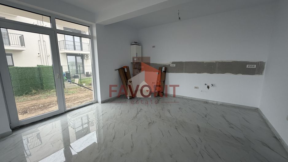 Apartament 2 camere | Decomandat | La asfalt | Curte + 2 locuri de parcare - Poză 4