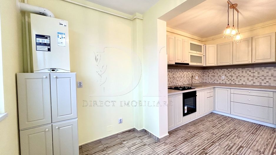 Apartament 3 camere, de vanzare  in Zona BMW / Floresti - Poză 2