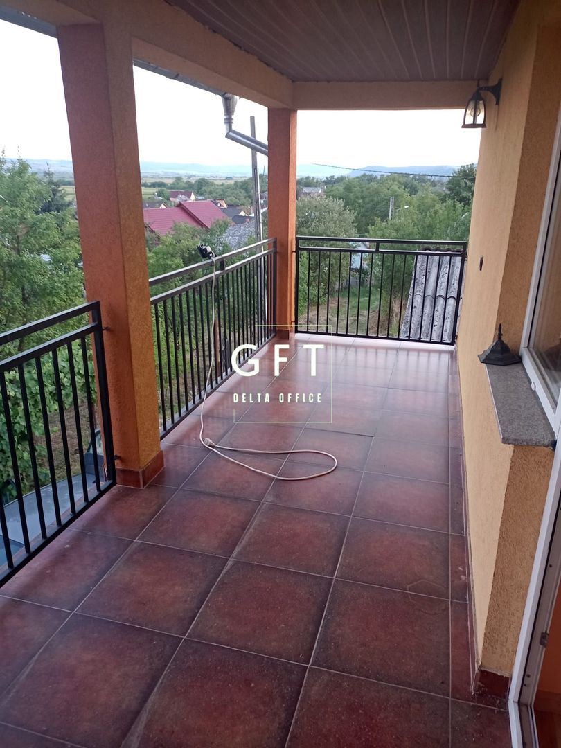 Casa de vanzare in Piatra com. Chiuza cu teren de 30Ari. - Poză 7