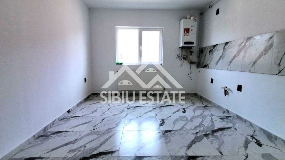  Apartament  cu 2 camere , 39 mp , Finisat la cheie , Mansardă - Poză 4