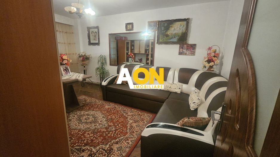Apartament 3 Camere | 65 mp | Zona Cetate - Poză 1