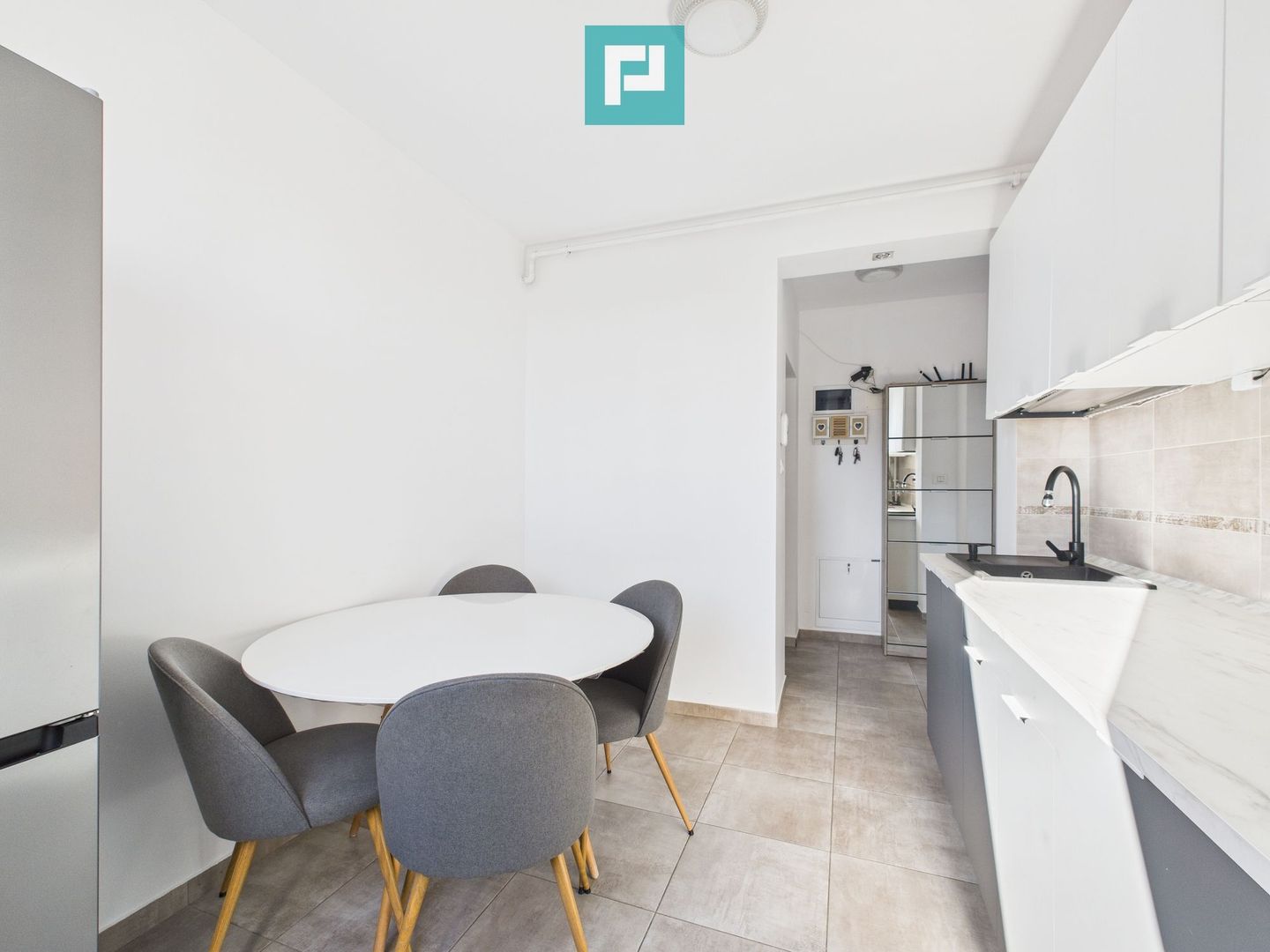 Apartament cochet cu 2 camere – Zona Dâmbovița - Poză 8