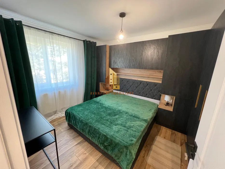 | Apartament cu 3 camere | Semidecomandat | Cartierul Grigorescu | - Poză 2