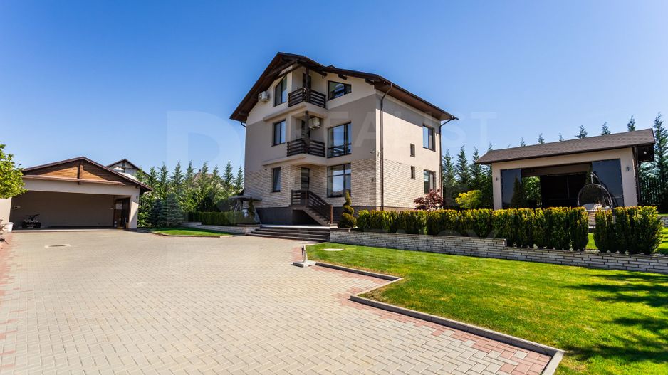 Vânzare, casă, 3 nivele, 4 camere, strada Schinoasa, com. Bacioi - Poză 1