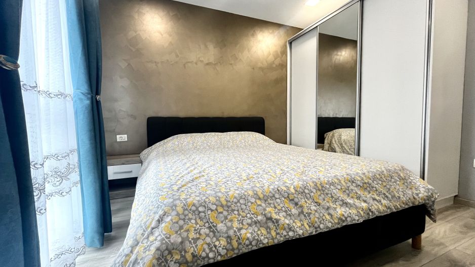 Apartament cu 3 camere, elegant, cu parcare si boxa, in zona Aradului - Poză 8