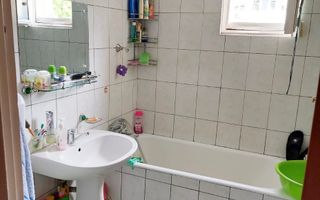 VANZARE 3 CAMERE | ETAJ 5/8 | MOBILAT & UTILAT | 68 MP | ZONA TEIUL DOAMNEI - Poză 7