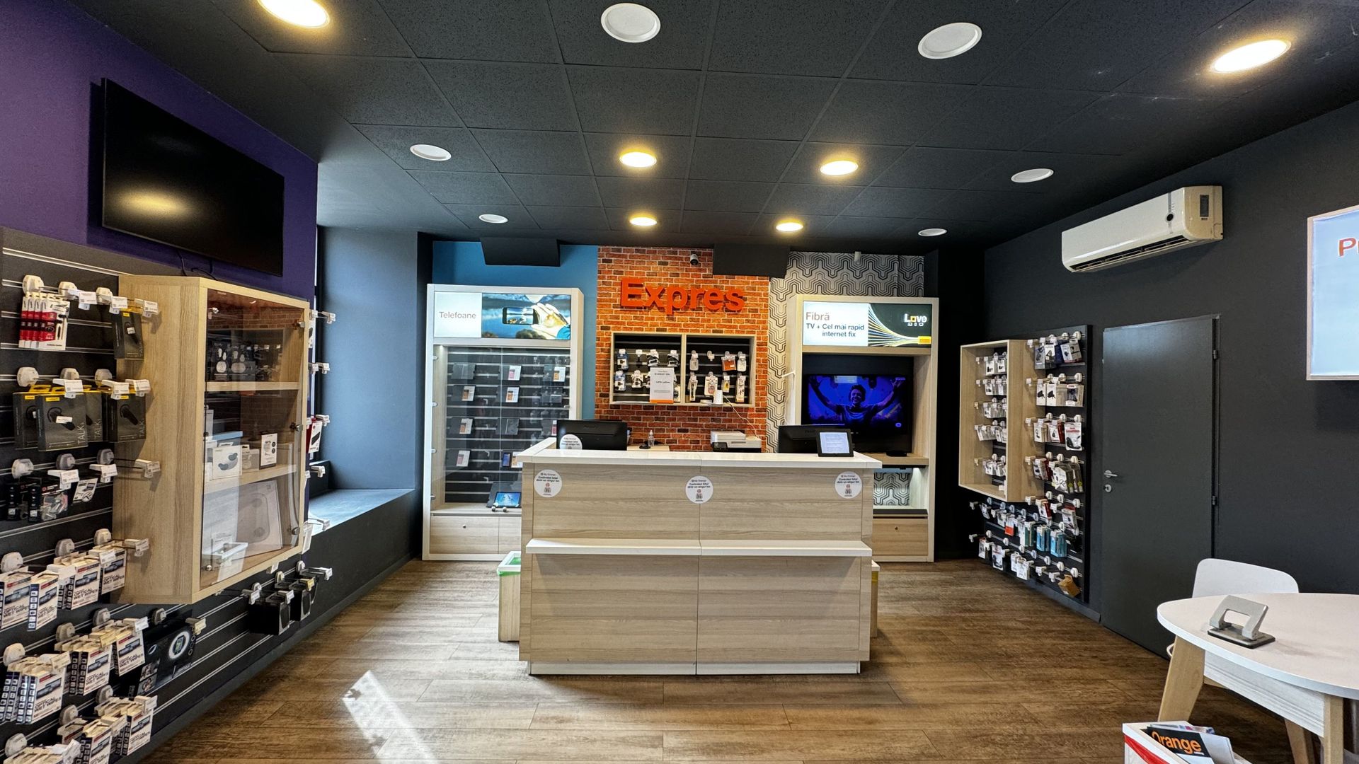 Spatiu Comercial ULTRACENTRAL - Piata Republicii - 119MP - Poză 3