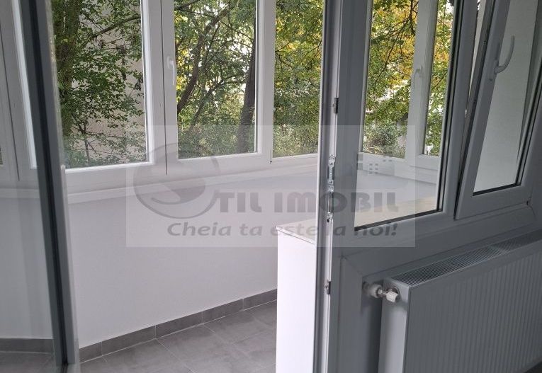 Apart 2 cam decomandat 54 mp, renovat complet- Dacia -119.900 euro - Poză 8