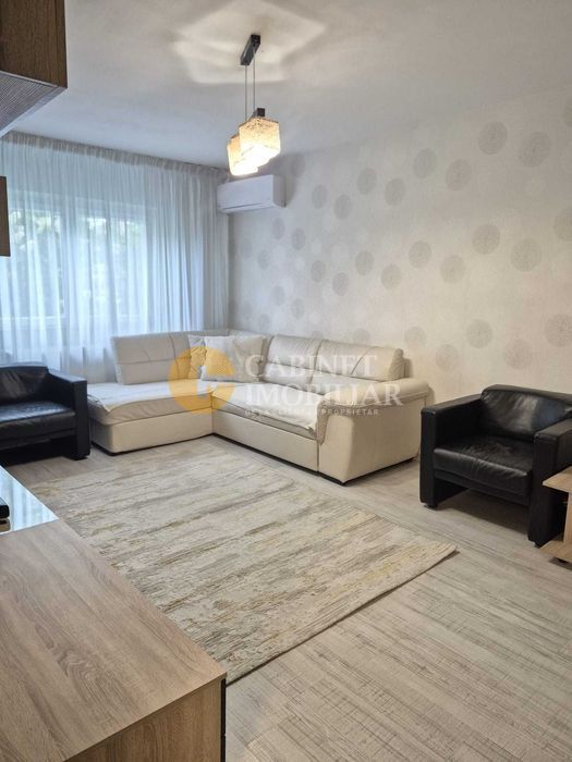 Nicolina 2 Prima Statie 3 camere 76mp - etaj 3/4 - renovat - Poză 1
