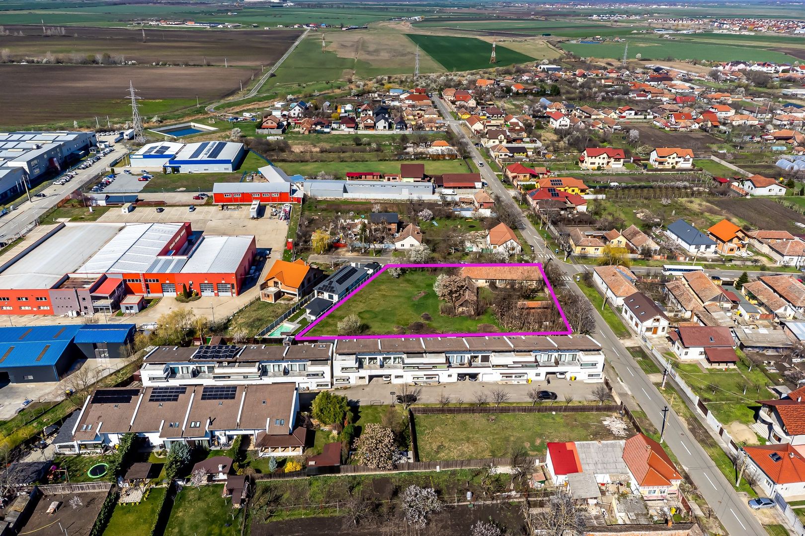 Teren de 2.782 mp. Perfect pentru parcelare și construcție de case - Poză 3