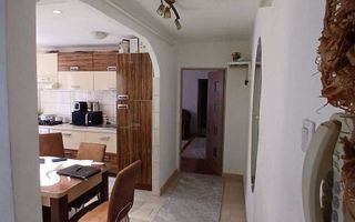 BRASADAS vinde ap 3 cam etaj 2/4 in Micro 16. - Poză 3