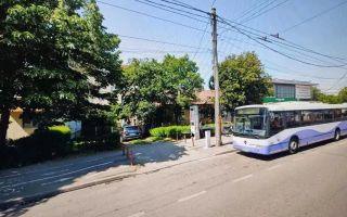 Proprietar vand apartament la casa pe Torontalului - Poză 1