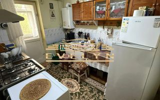 Apartament 3 camere de vânzare – Etaj 1 – Zona Școala Nr. 7 - Poză 2