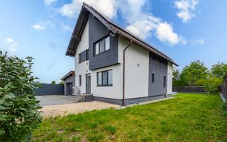 Vila cu 4 dormitoare, panouri, garaj, Stupini, comision 0 - Poză 1