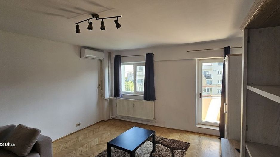 Garsonieră luminoasă, complet utilată, la 3 minute de metrou Unirii - Poză 3