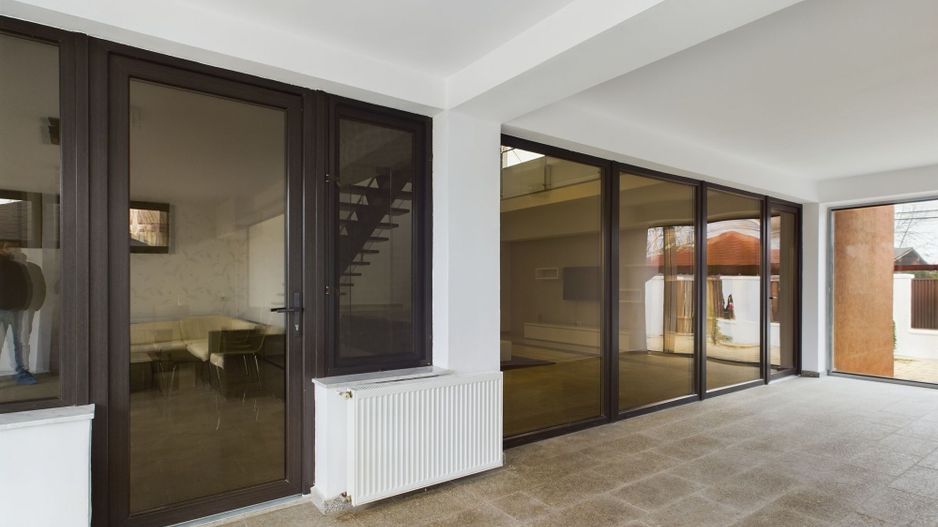 Vilă de lux cu două locuințe, în Dumbrăvița – Locație Excelentă! - Poză 29