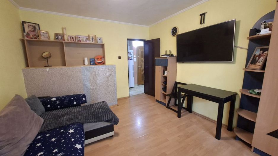 Apartament de 2 camere Pitești et.1 zona Piață Razboeni! - Poză 1