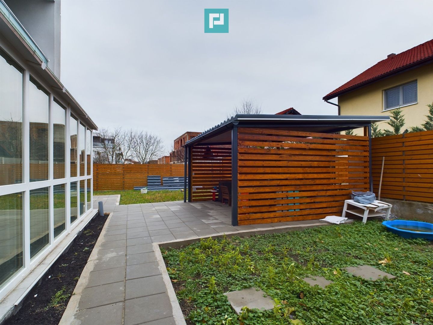 Apartament modern cu 3 camere și curte privată generoasă – Dumbrăvița - Poză 13