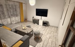 Apartament elegant cu 3 camere și 2 băi, strada Primăverii. - Poză 1