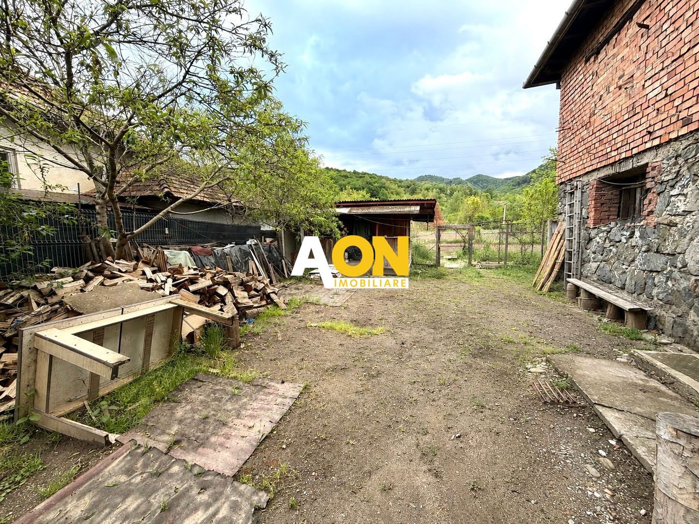 Casă cu 7 camere de vânzare în Meteș, 810 mp teren - Poză 10
