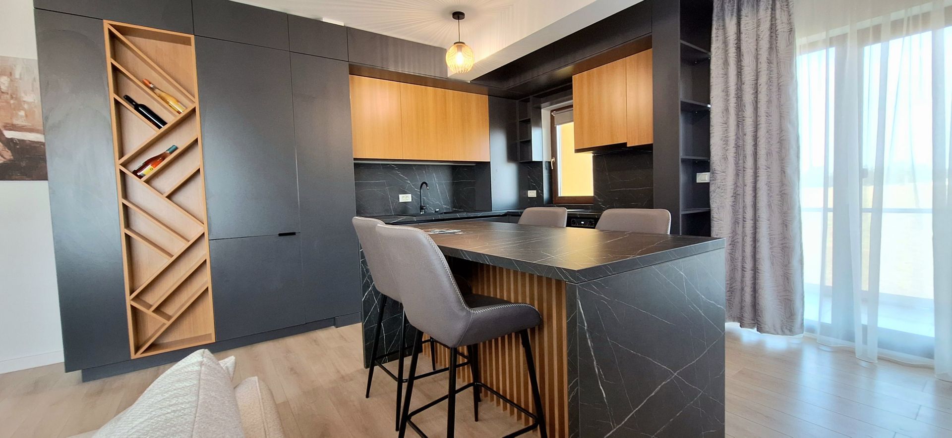 Apartament nou mobilat cu 2 locuri de parcare - Poză 4