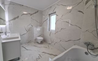 Duplex modern cu 5 camere si 2 bai - curte de 750mp in Ghiroda - Poză 9