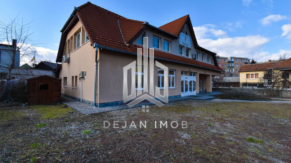 POLICLINICA PARTISA | 318 mp | Zona Centrala - Poză 1